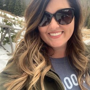 Meet your Posher, Erin